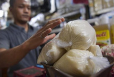 Siap-siap, Pemerintah Bakal Operasi Pasar Besar-besaran Gula dan Minyak Goreng 