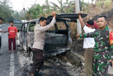 Mobil Diduga Muat BBM Ilegal Terbakar di Jalinbar 