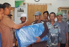 Dukung Peningkatan Mutu dan Kualitas Kopi, Tebaliokh Salurkan Bantuan Terpal