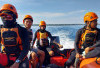 Tim SAR Lakukan Pencarian Korban Tenggelam di Pantai Mandirisejati