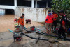 Proses Penyedotan Banjir Basemen Pemkab Pesisir Barat Terus Berjalan