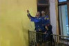 Permintaan Unik di Jambi: Petugas Damkartan Diminta Pasang Bola Lampu