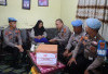 Tak Lupakan Pengabdian,  Polres Lambar Sambangi  Pensiunan PNS yang Sakit