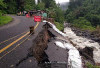 Tergerus Banjir Way Laay, Jalan Liwa-Krui Nyaris Putus 