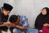 Wabup dan Ketua TP-PKK Pesbar, Sambangi Keluarga Korban Pembunuhan 