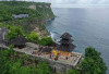 Pura Uluwatu: Jejak Spiritualitas di Ujung Selatan Bali