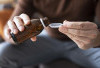 Benarkah Obat Maag Bisa Kurangi Efek Gas Air Mata? Ini Penjelasan Dokter
