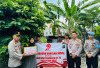 HUT Bhayangkara ke-79, Polres Pesbar Berbagi  Sembako ke Masyarakat