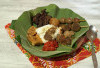 Nasi Jamblang: Kuliner Legendaris dari Cirebon