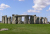 Stonehenge: Jejak Batu yang Hilang dan Misteri yang Belum Usai