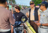 Dorong Kesadaran Pajak dan Tertib Berlalu Lintas, Satlantas Polres Pesbar-Samsat Gelar Razia di Jalinbar