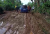 Jalan Rusak Parah, Warga Mabarjaya Desak  Pemerintah Segera Bertindak